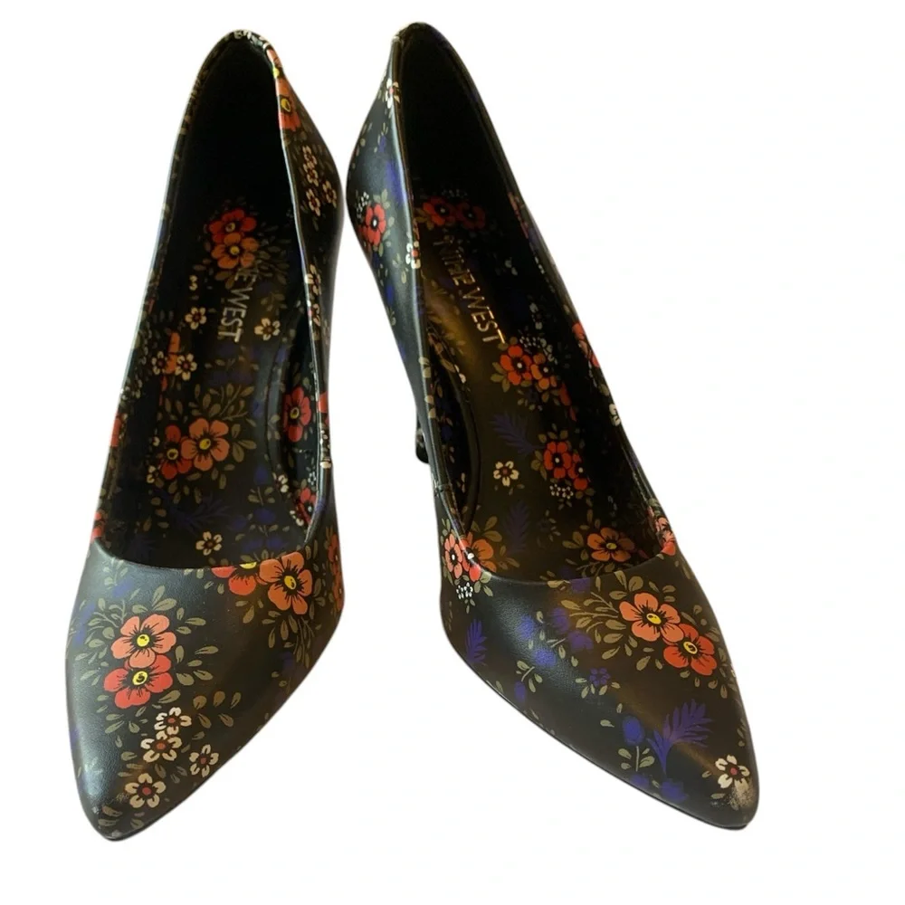 🔥 Nine West NWOT floral pointy stiletto black red blue high heels sexy EUC - Picture 4 of 9